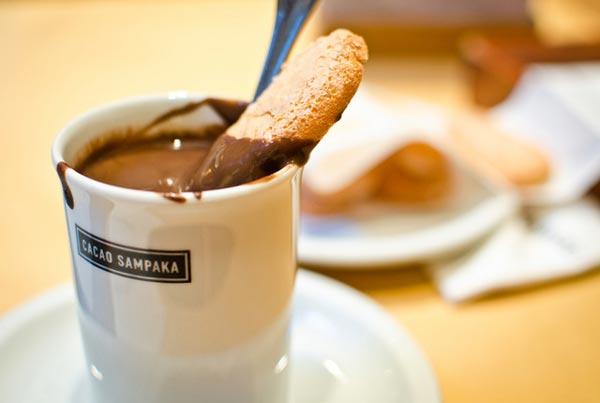 La xocolata calenta és una postres que sempre és a taula.