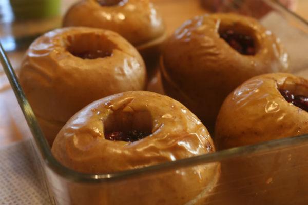 Pommes cuites au four avec du miel