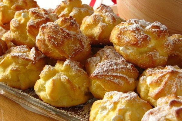 Profiterols en sucre glaç