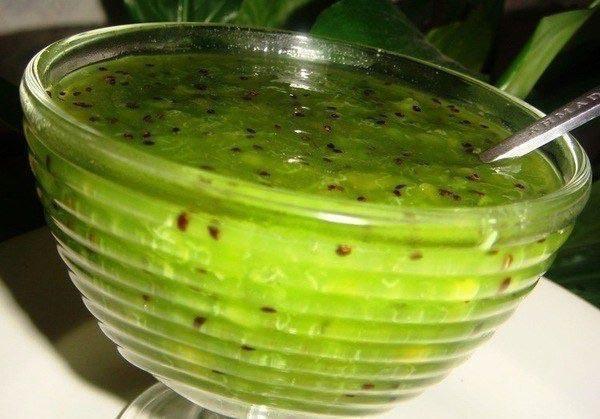 Želatinový džem s kiwi