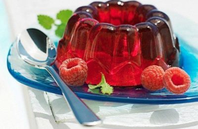 أطباق حلوى تعتمد على الجيلي.