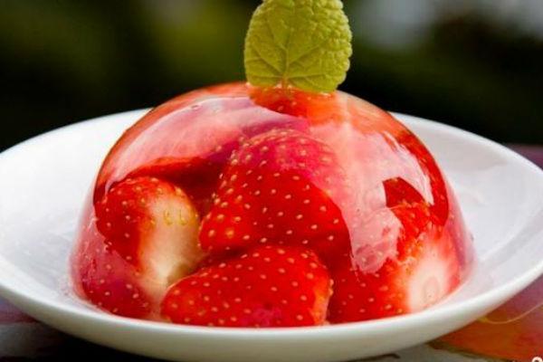 Jordbærgelé med mynte