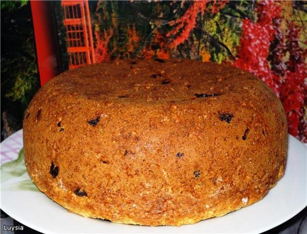 El pastís de llimona és el nostre postre de diumenge.