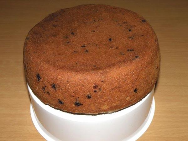 Una recepta senzilla de magdalenes de formatge cottage per a una olla de cocció lenta.