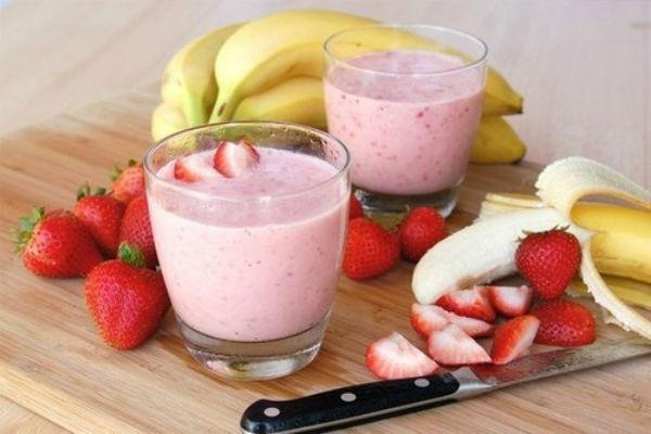 Smoothie banane-fraise