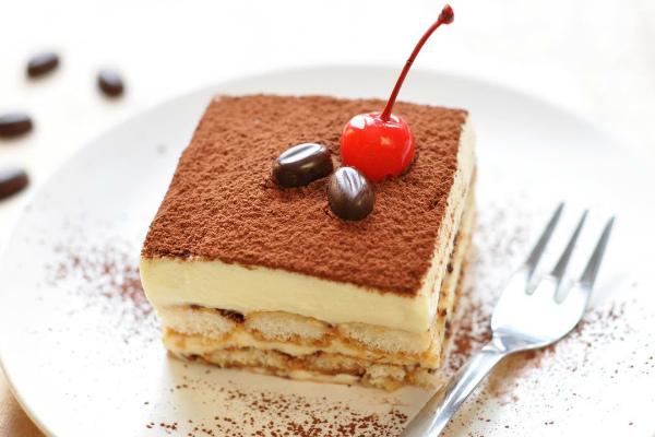 Tiramisú amb cirera