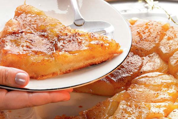 Pastís de poma fet amb pasta de full