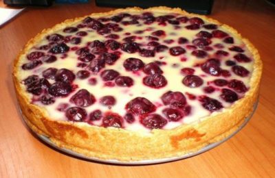 Rezept für Hüttenkäsekuchen mit Kirschen für den Schongarer.