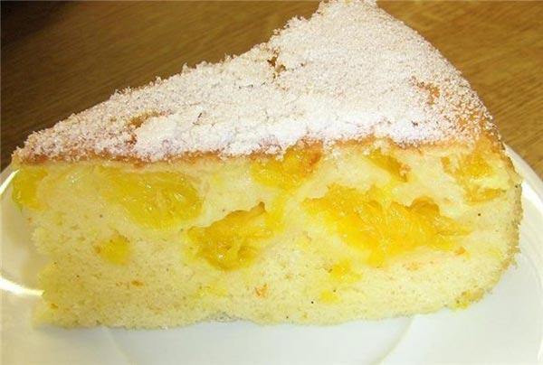 نسخة أمريكية من شارلوت، مطبوخة في قدر الطهي البطيء