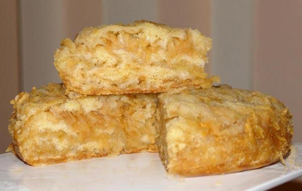 فطيرة في قدر الطهي البطيء - يمكنك أيضاً صنع فطيرة شارلوت.