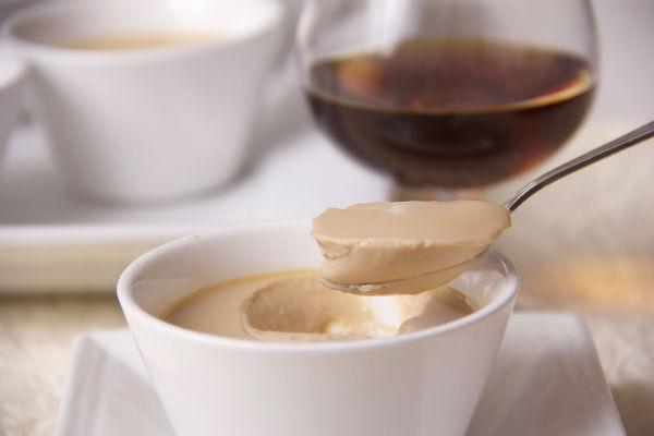 Beguda de postres de halva i cafè