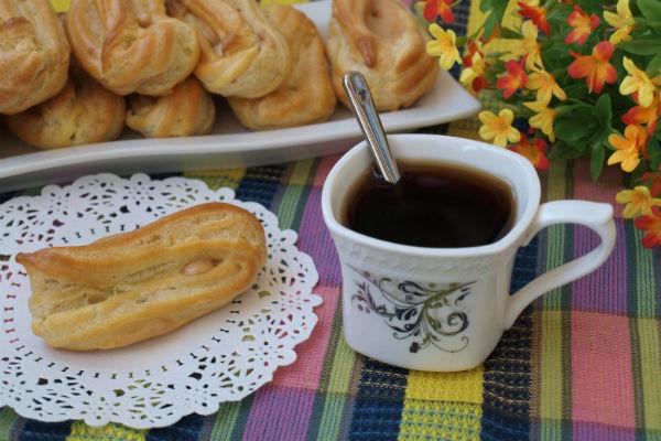 Eclairs amb cafè