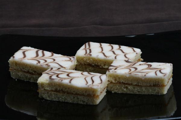 Pastís de mantega amb glaça