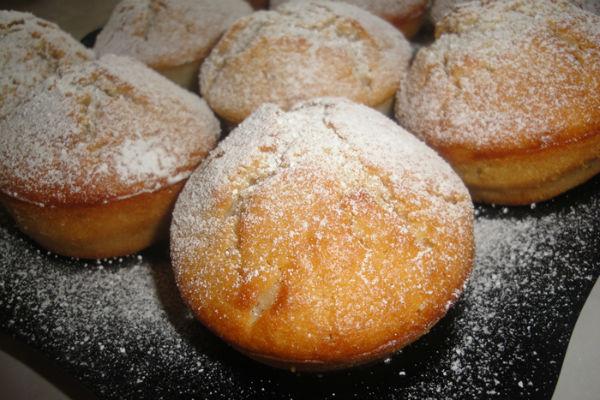 Magdalenes de kéfir amb pomes