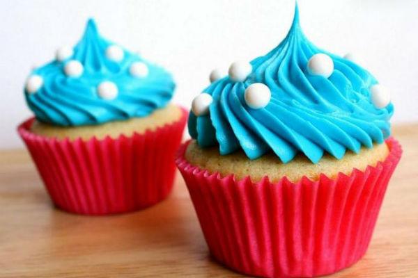 Magdalenes amb crema