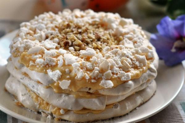 Svampekage og marengs