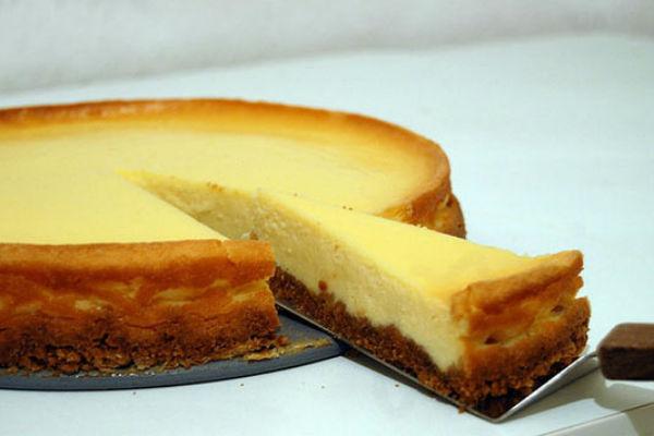 Recepta de pastís de formatge amb mató