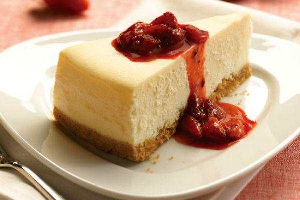 Pastís de formatge amb baies a la cassola de cocció lenta