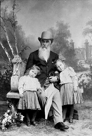 Confiters russos famosos: Aleksey Ivanovich Abrikosov amb nens.