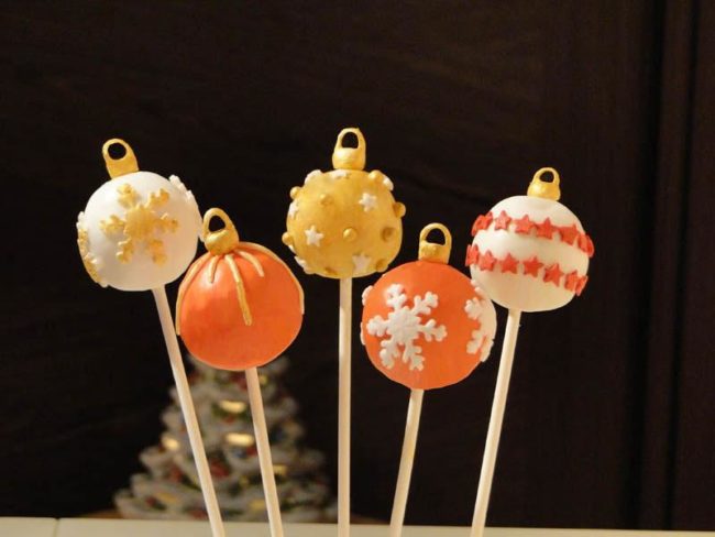 زينة شجرة عيد الميلاد الصالحة للأكل.