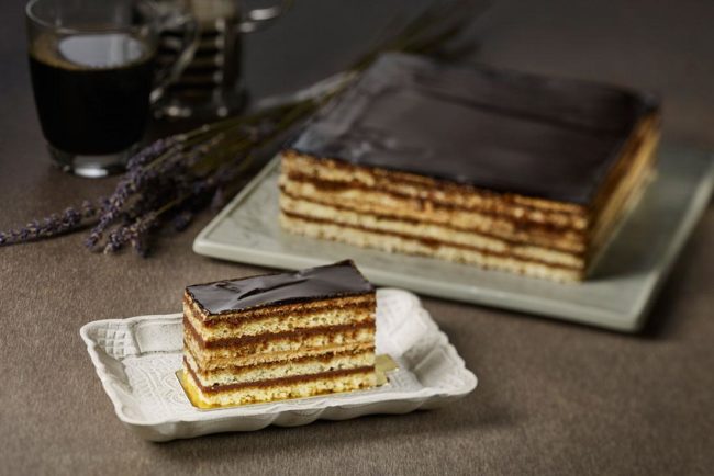 حلوى "أوبرا" الكلاسيكية.