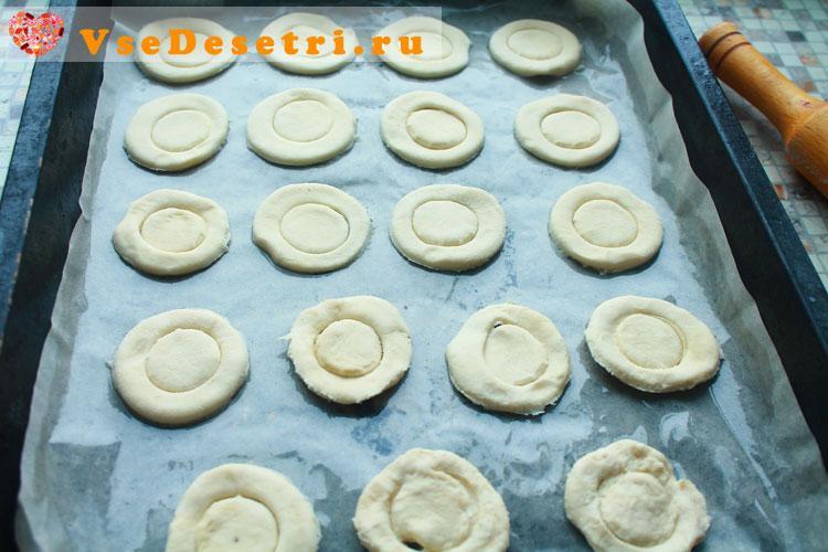 Espais en blanc de vol-au-vent de pasta de full.