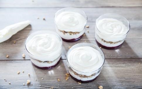 زبادي يوناني من موسلي ٨