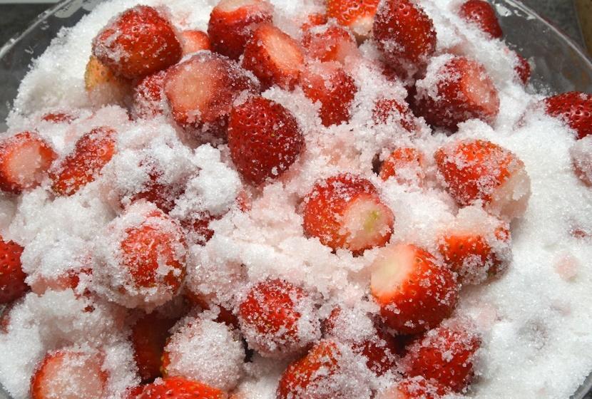 Altres maneres de conservar maduixes fresques - confitades - foto