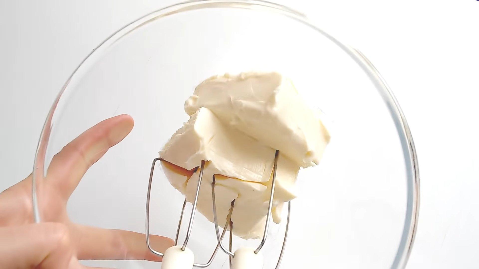 Opskrift - Smørcreme cupcake topping - Trin 2