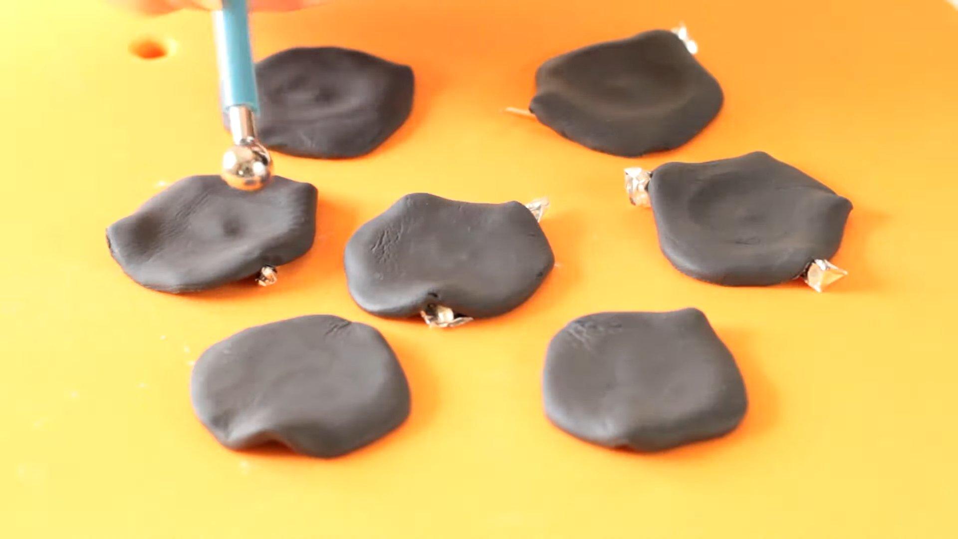 وصفة كب كيك قبعة الساحرة - الخطوة 9-2