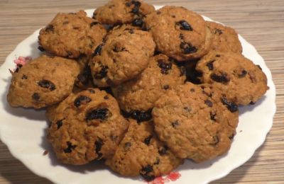 كعكات الشوفان بالمكسرات - صورة