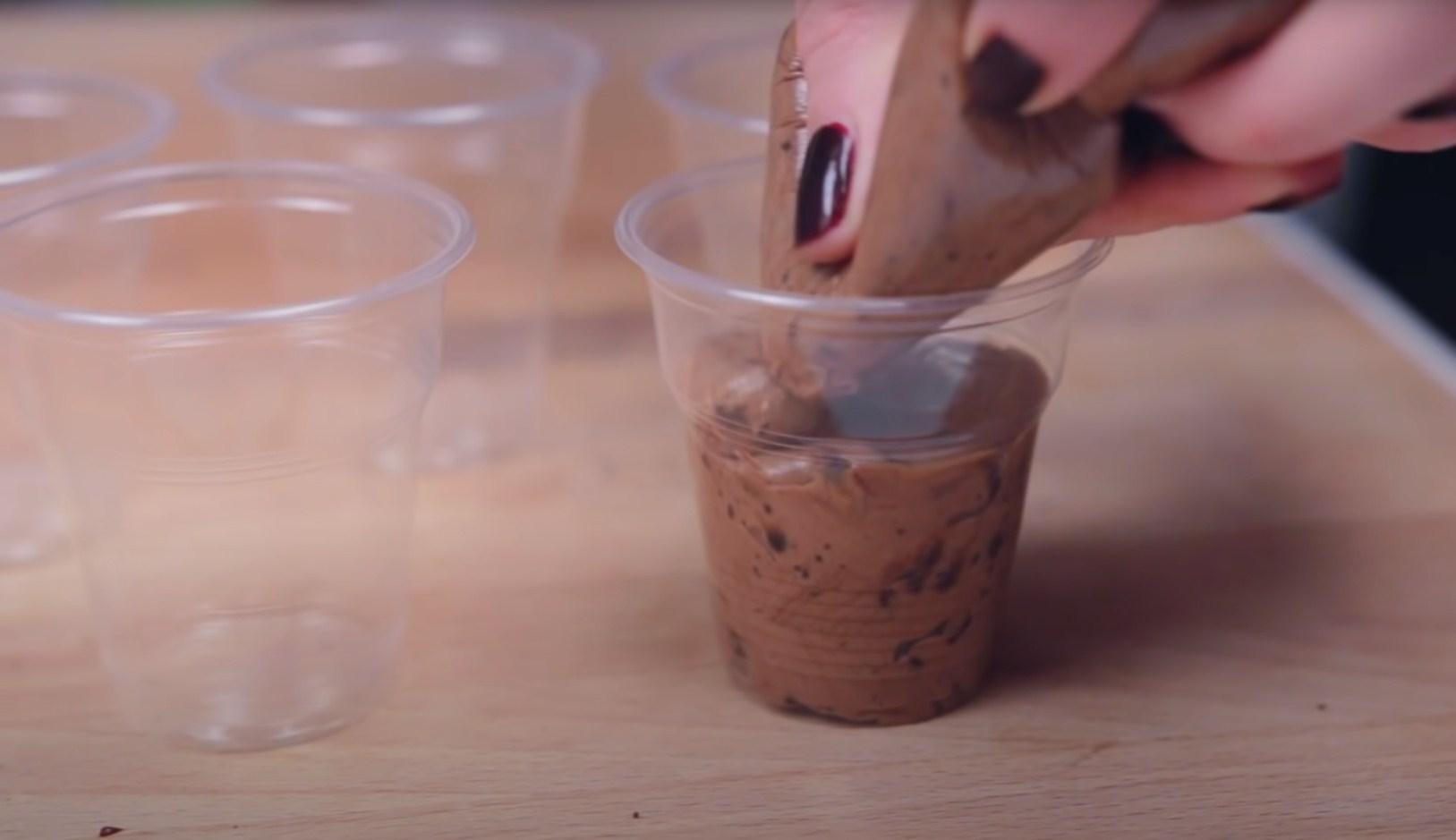 Opskrift - Chokolade Halloween "Graves" - Trin 10-2