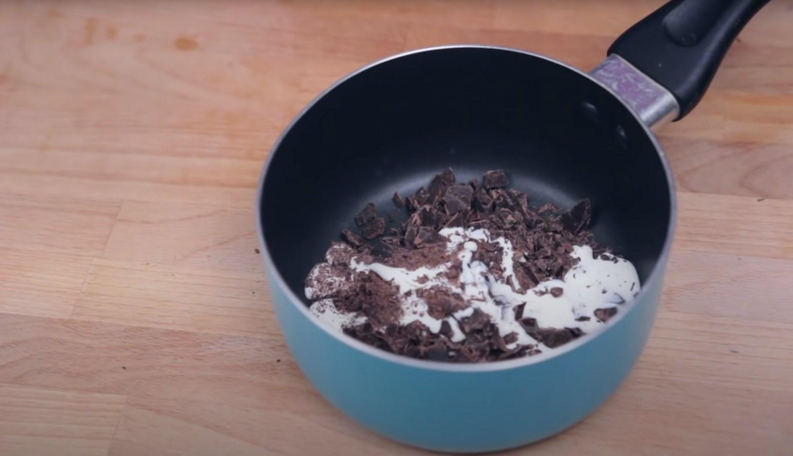 Opskrift - Chokolade Halloween "Graves" - Trin 2