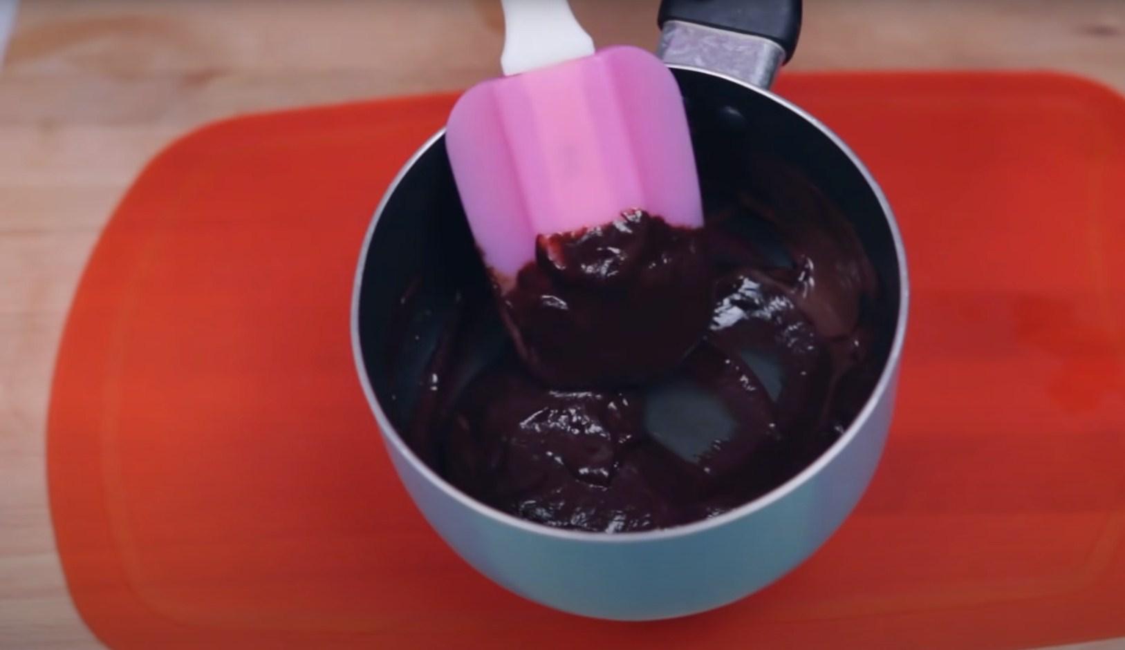 Opskrift - Chokolade Halloween "Graves" - Trin 3