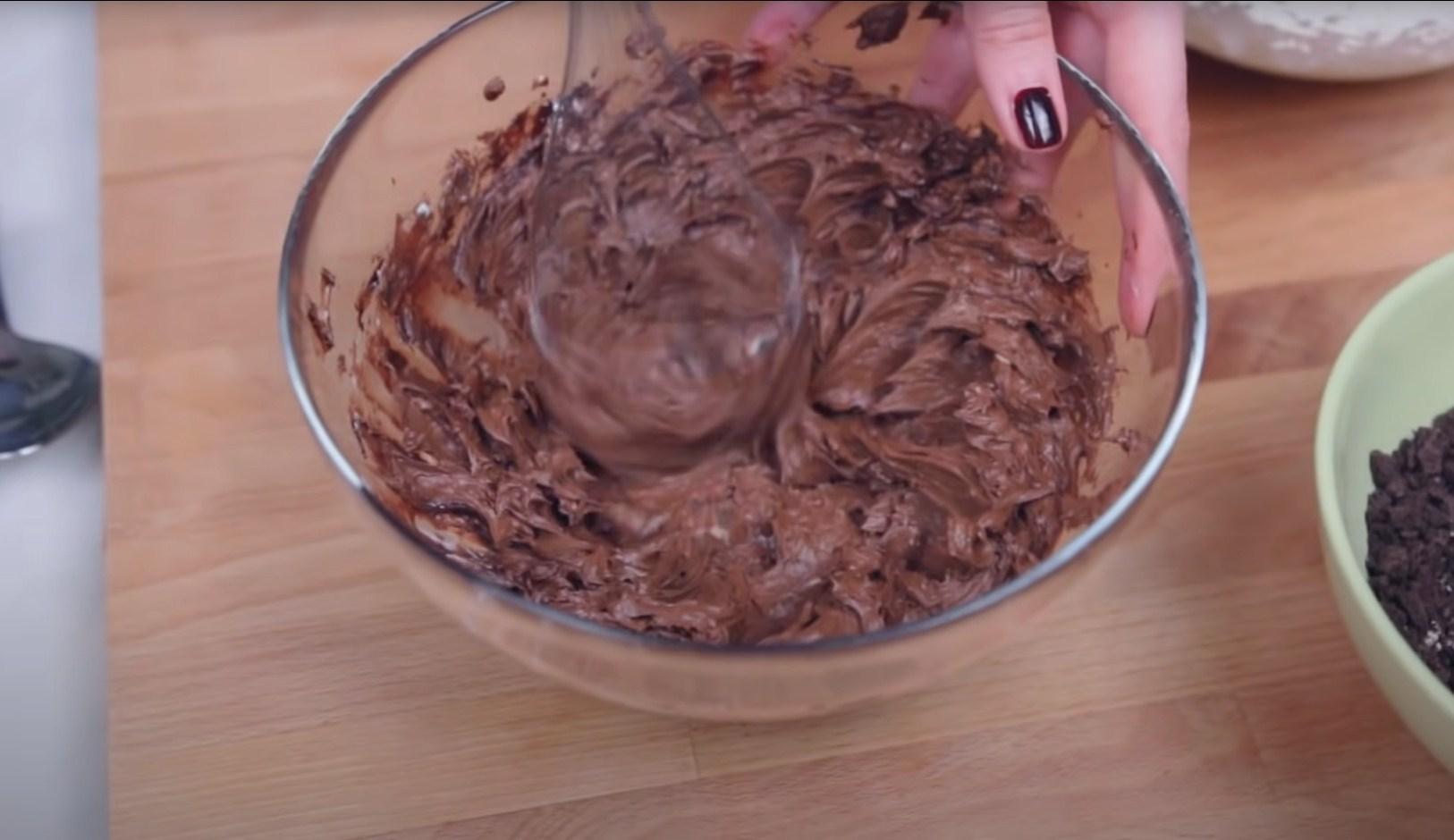 Opskrift - Chokolade Halloween "Graves" - Trin 6-2