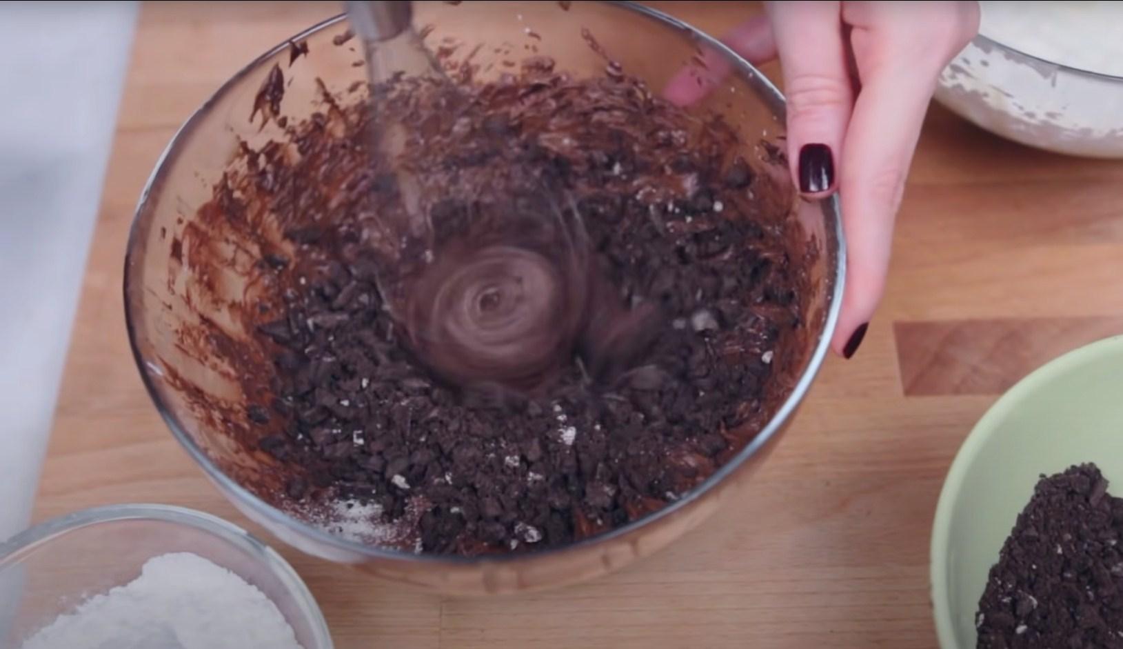 Opskrift - Chokolade Halloween "Graves" - Trin 8