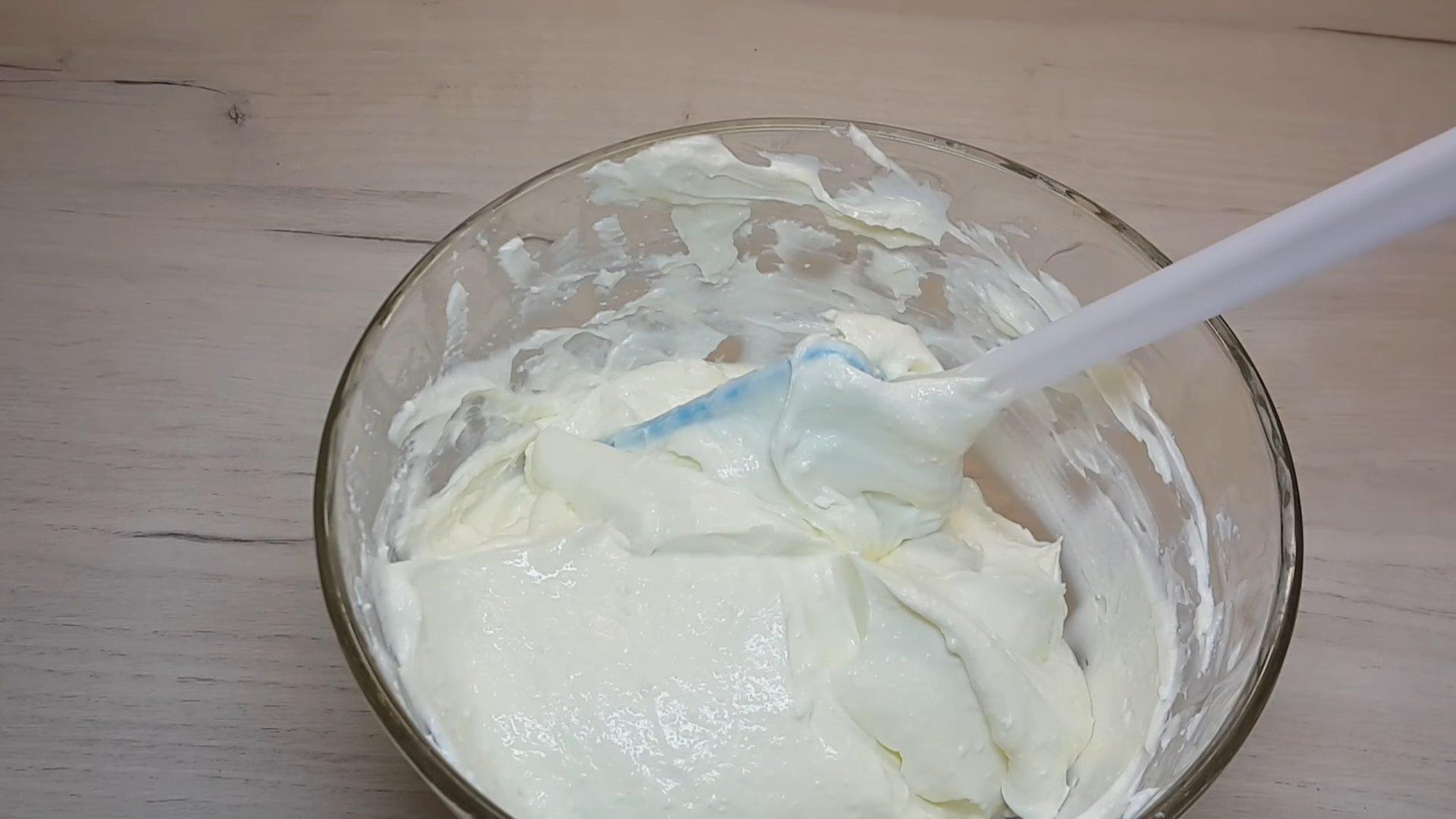 Ricetta - Ricotta e panna acida per pan di Spagna - Fase 6