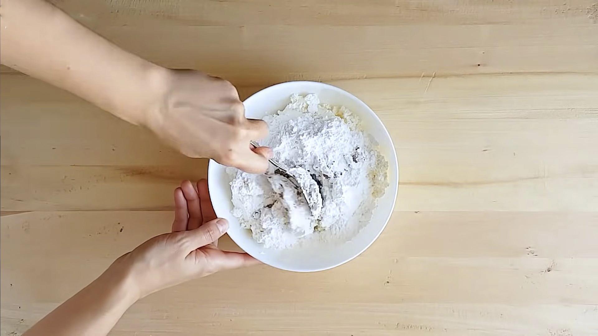 وصفة - كريمة اللبن الرائب للإكلير - الخطوة 3