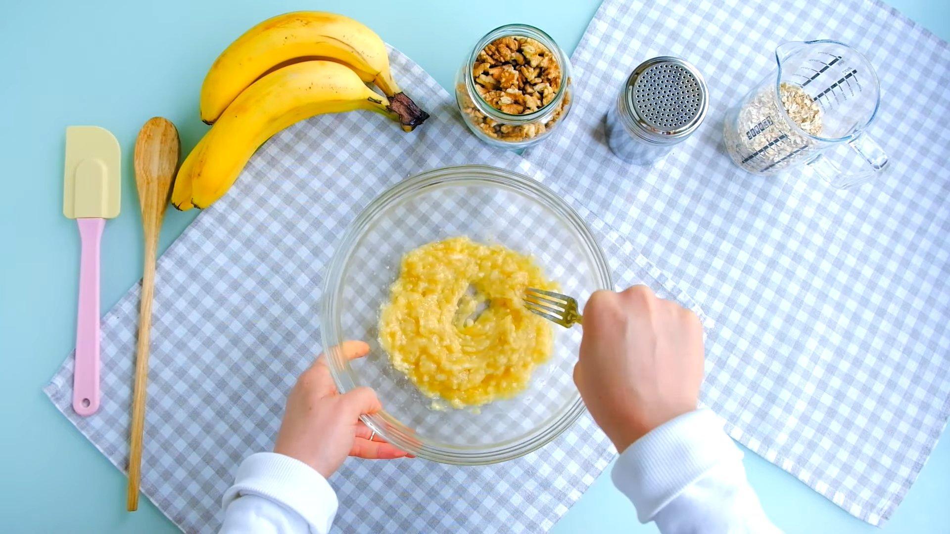 Recette - Biscuits diététiques à l'avoine et à la banane - Étape 2-2