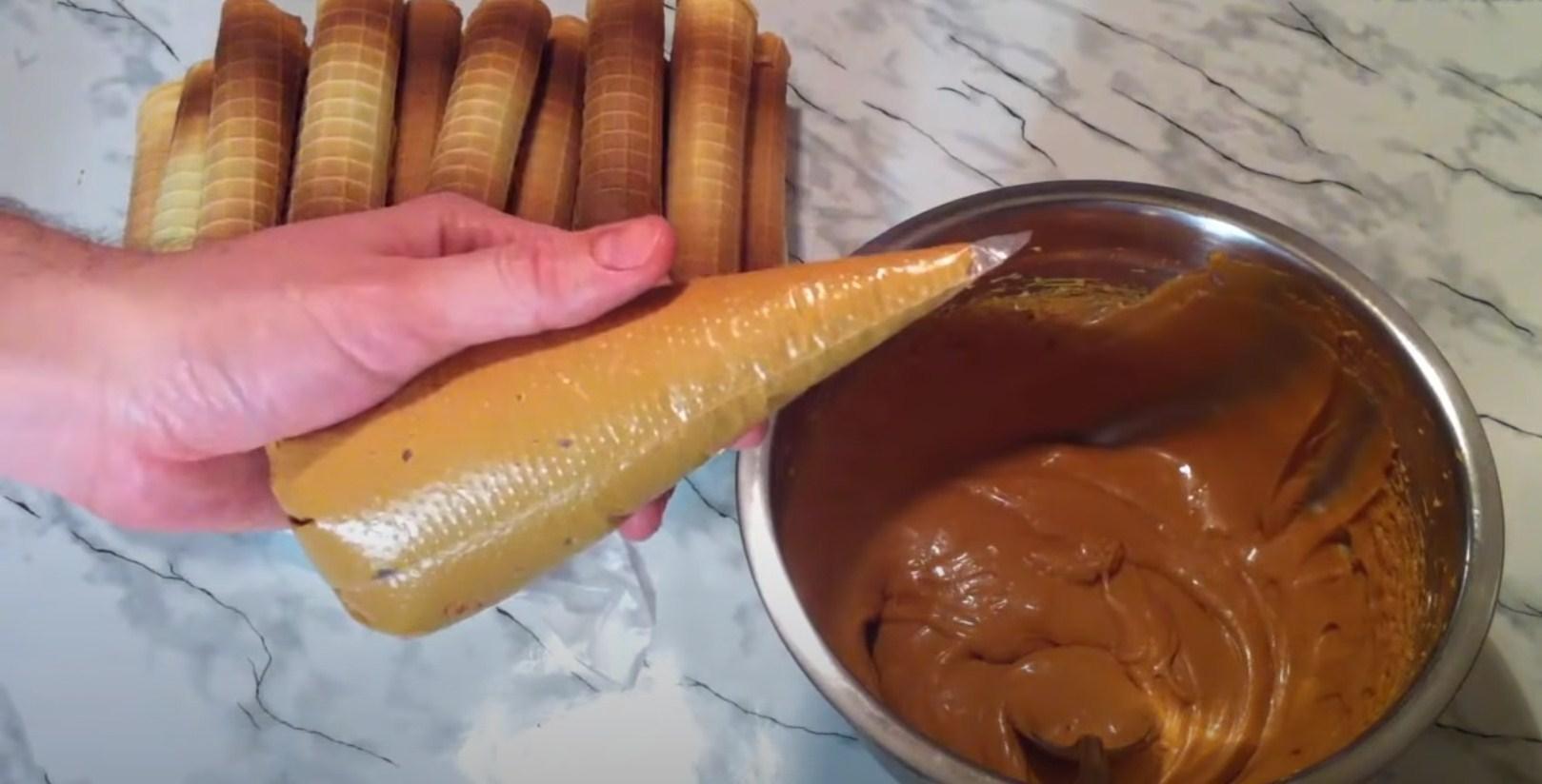 وصفة - كريمة لفائف الويفر مع الحليب المكثف - الخطوة 5