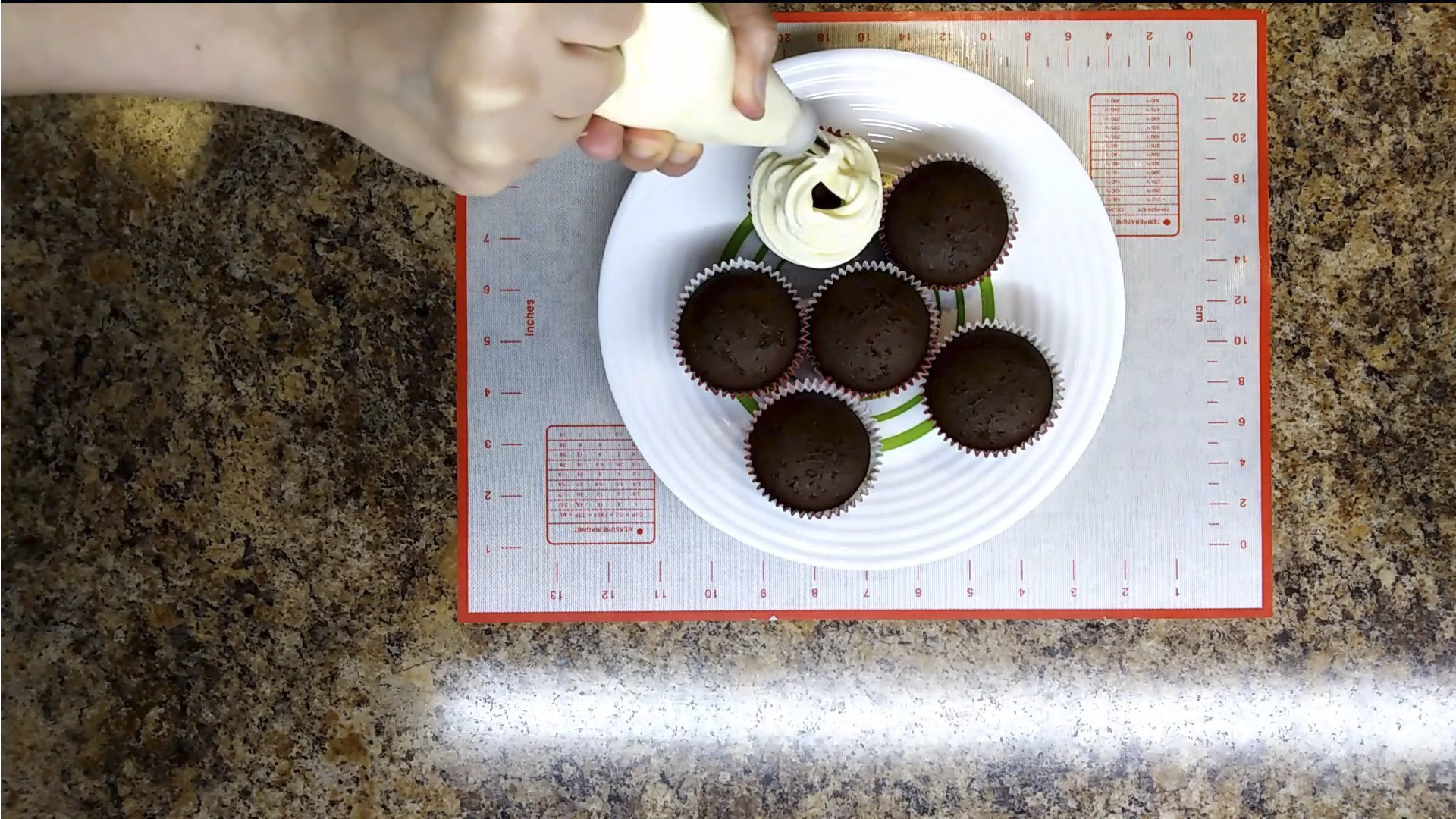 وصفة - آيس كريم بالحليب - الخطوة 7-2