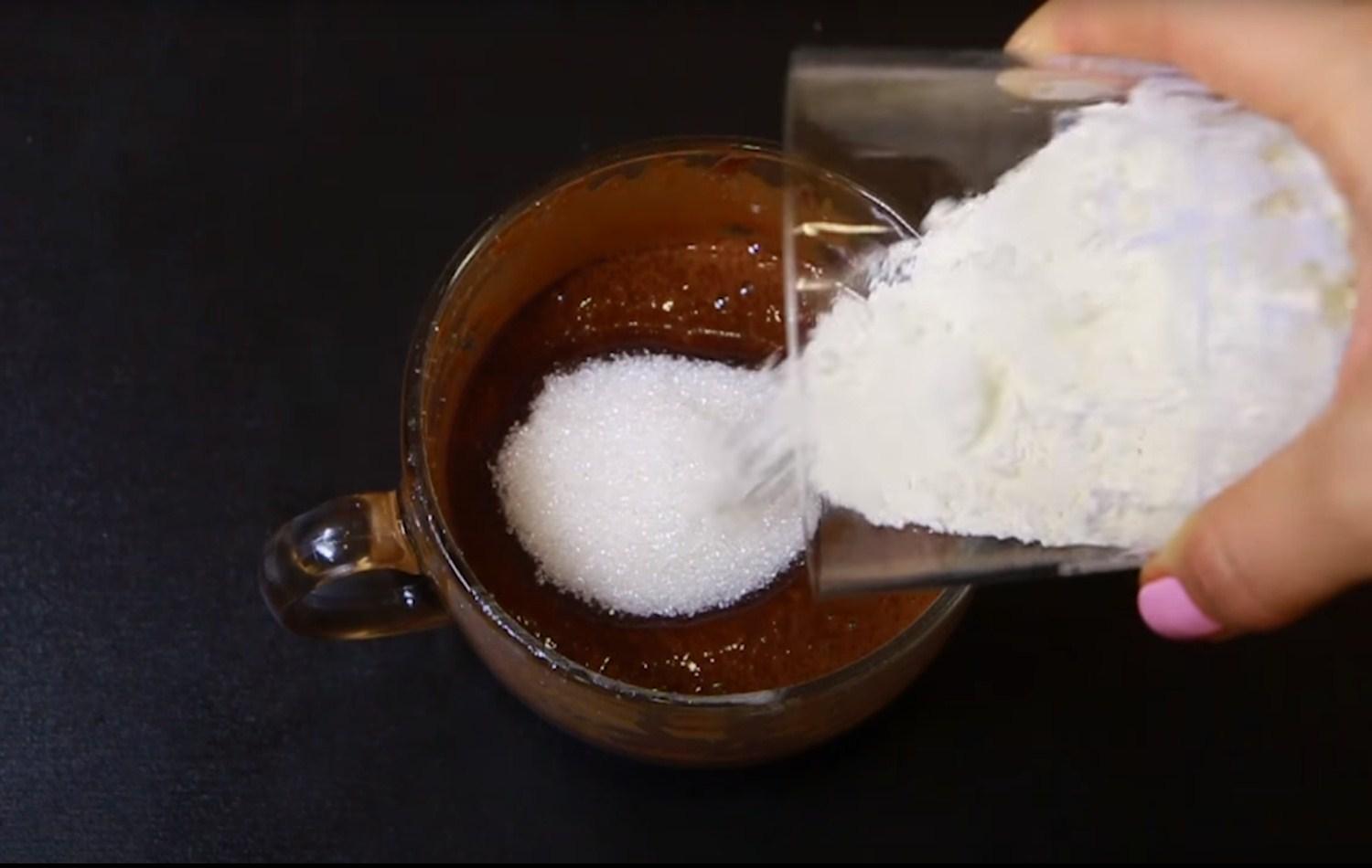 Opskrift - Spøgelseskage - Trin 8