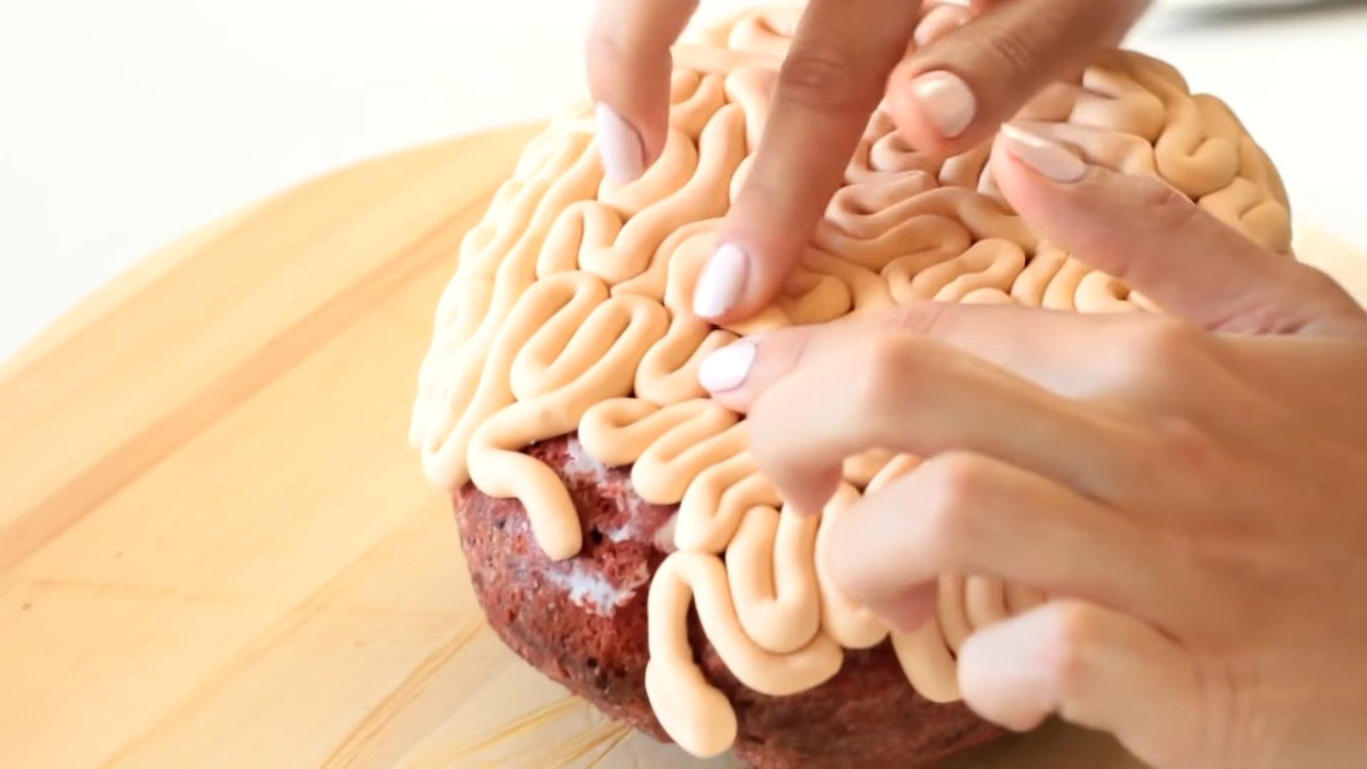 Ricetta - Torta al cervello realistica - Fase 15-1