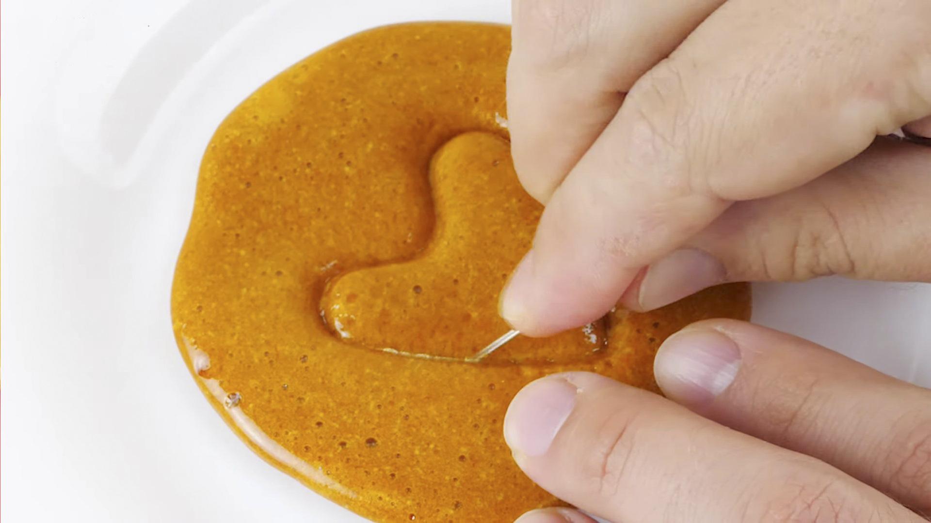 وصفة - قرص العسل بالسكر الحلو من لعبة "ذا سكوييد جيم" - الخطوة 9-2