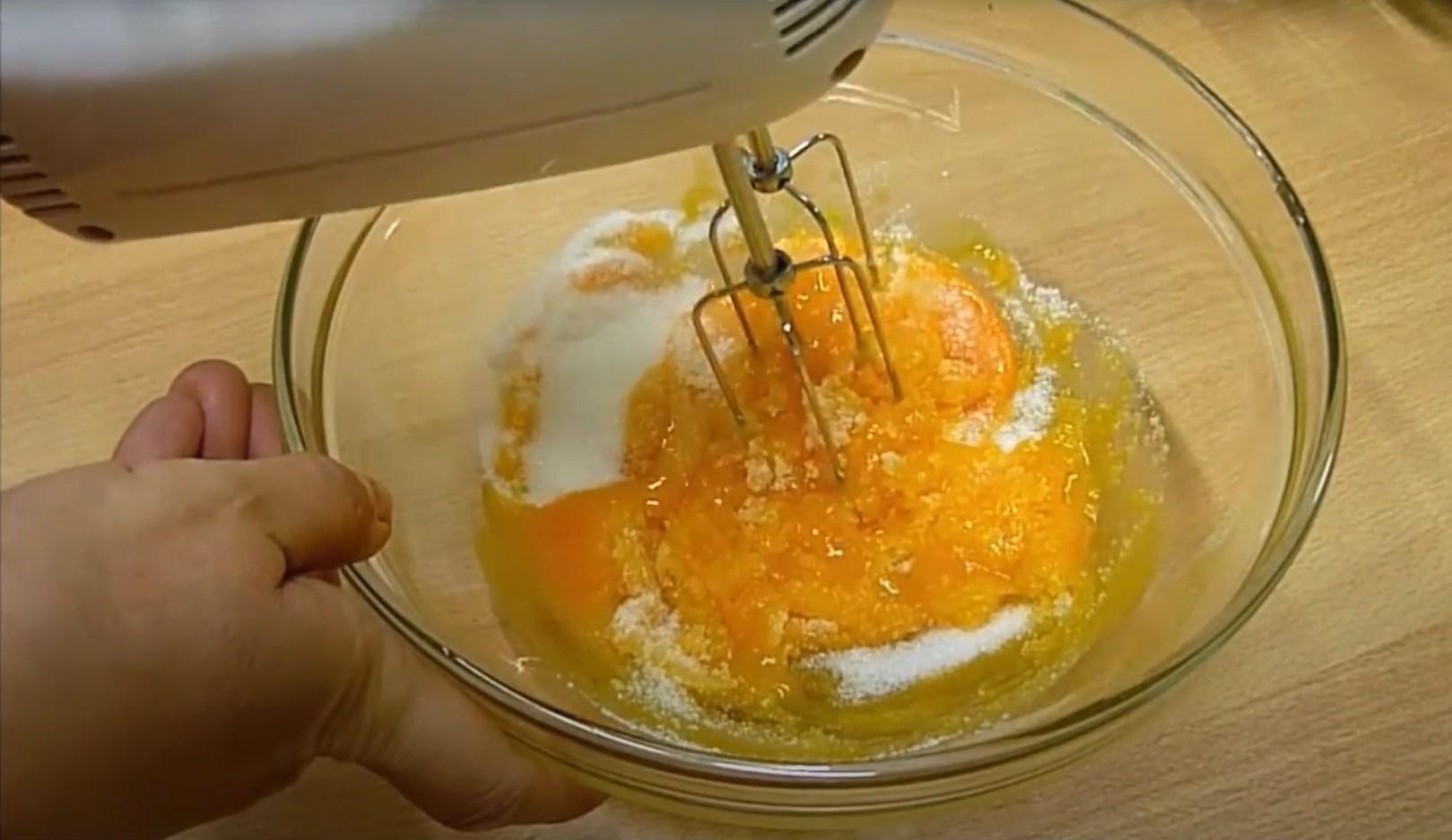 Rezept – Charlotte-Creme für Biskuitkuchen – Schritt 2-2