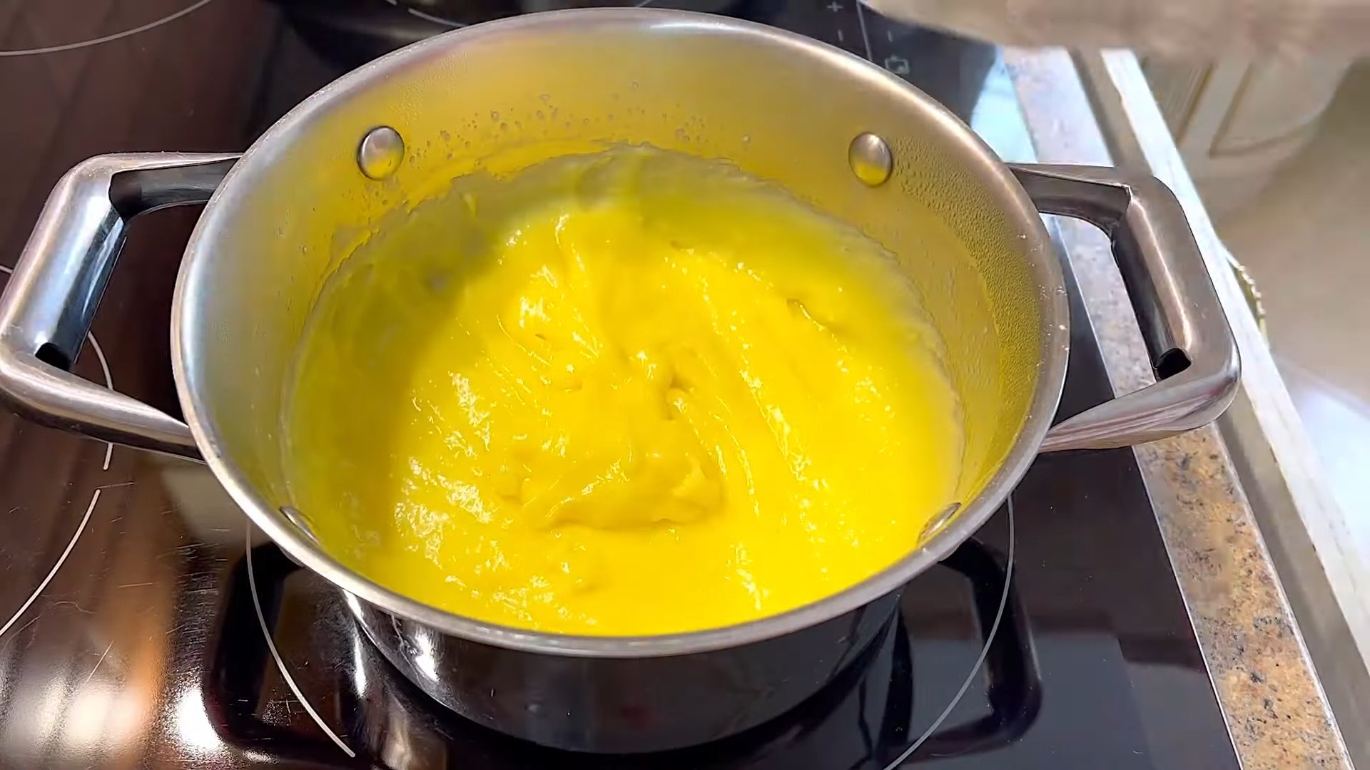 وصفة - كريمة الإكلير بالحليب المكثف - الخطوة 6