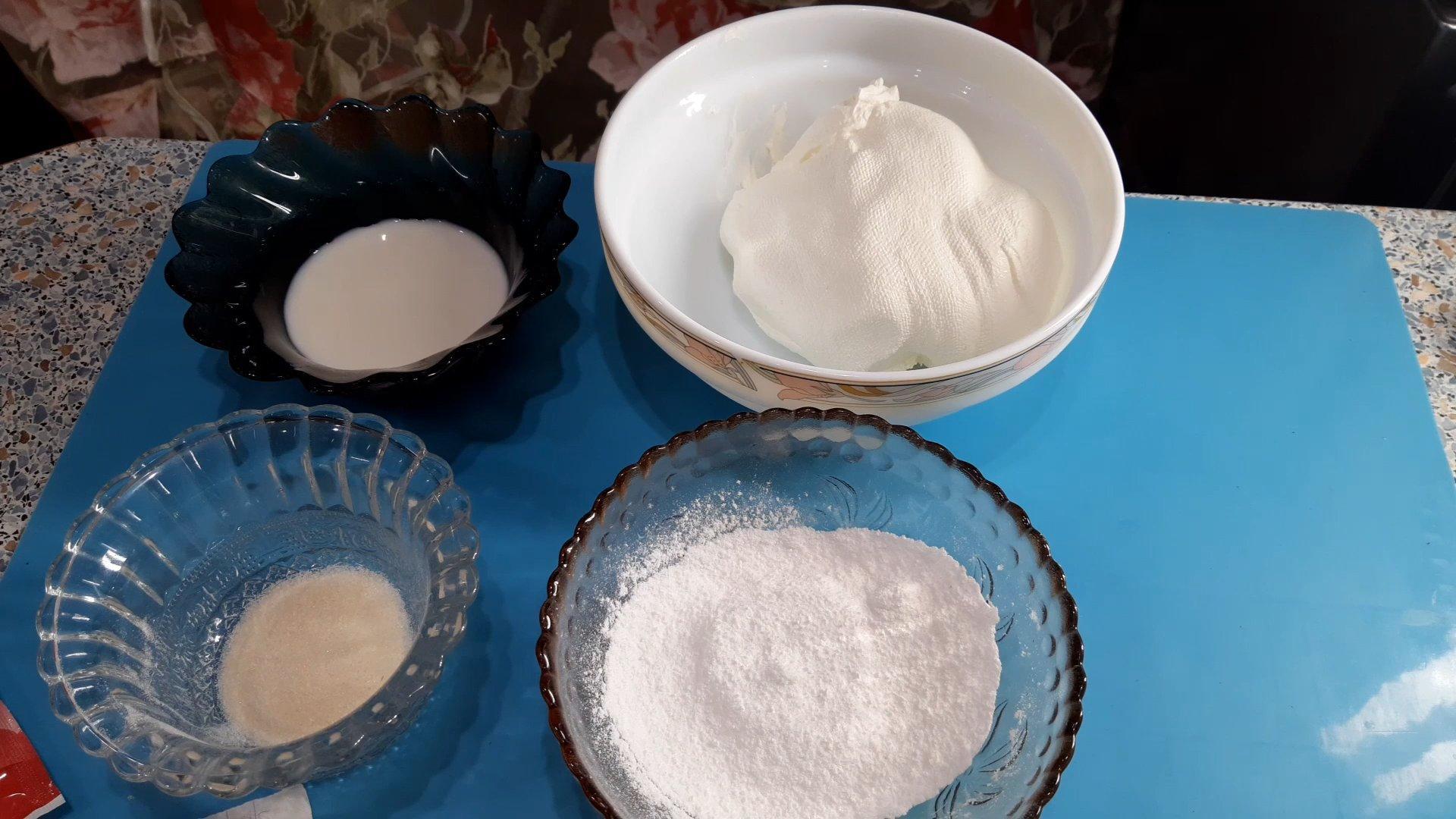 Ricetta - Panna acida con gelatina - Fase 1