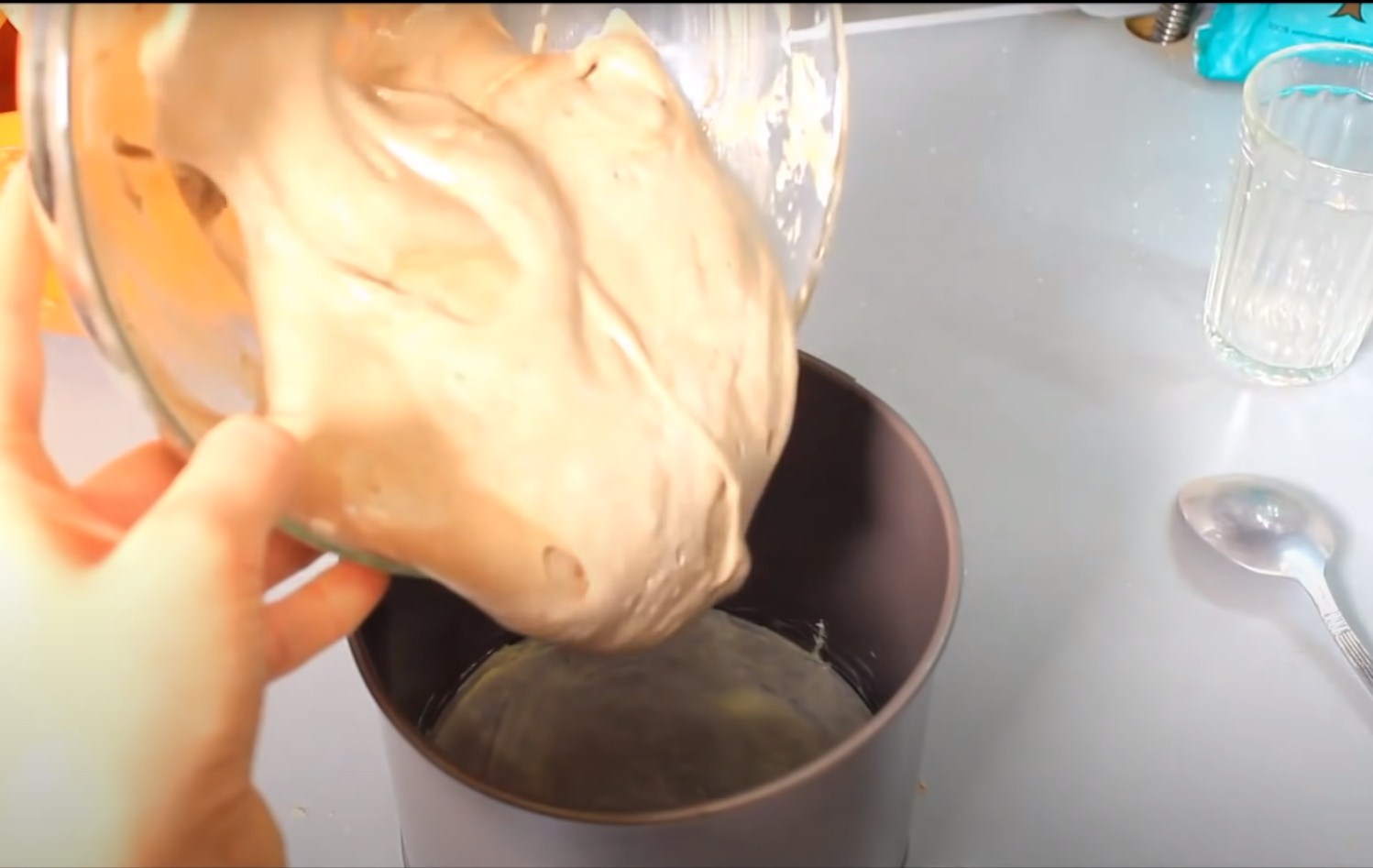 Opskrift - Halloween Kraniekagepops - Trin 4