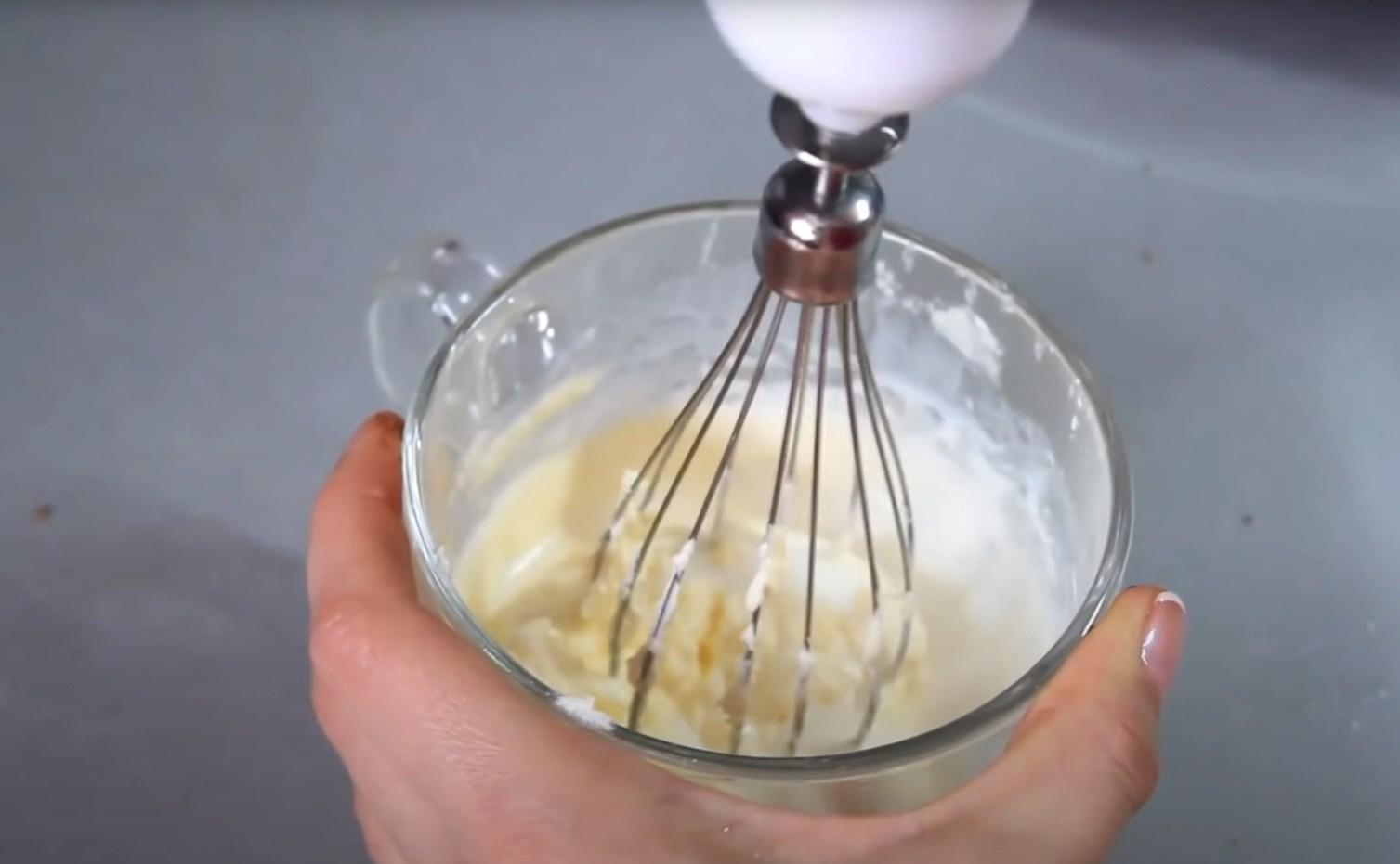 Opskrift - Halloween Kraniekagepops - Trin 9