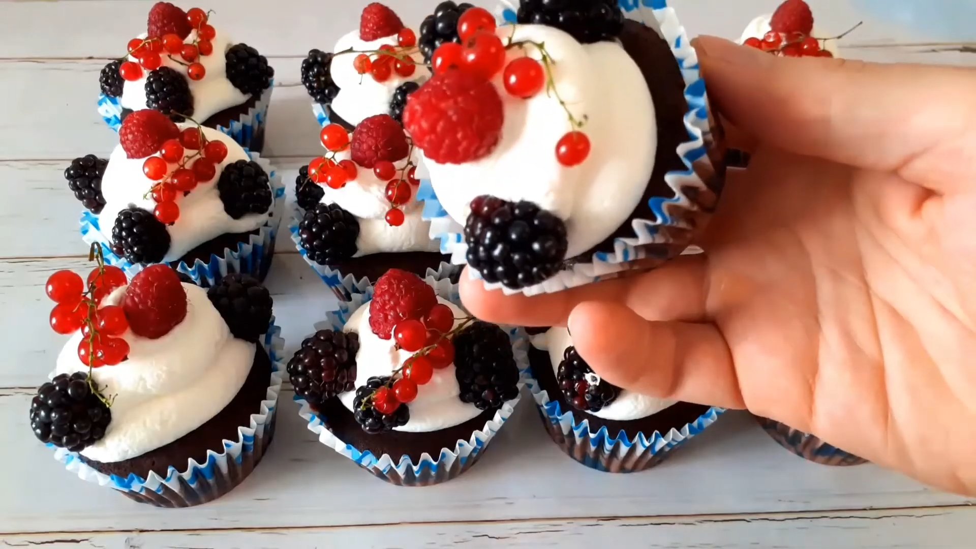 Opskrift - Cupcake-frosting med fløde og flormelis - Trin 6-2